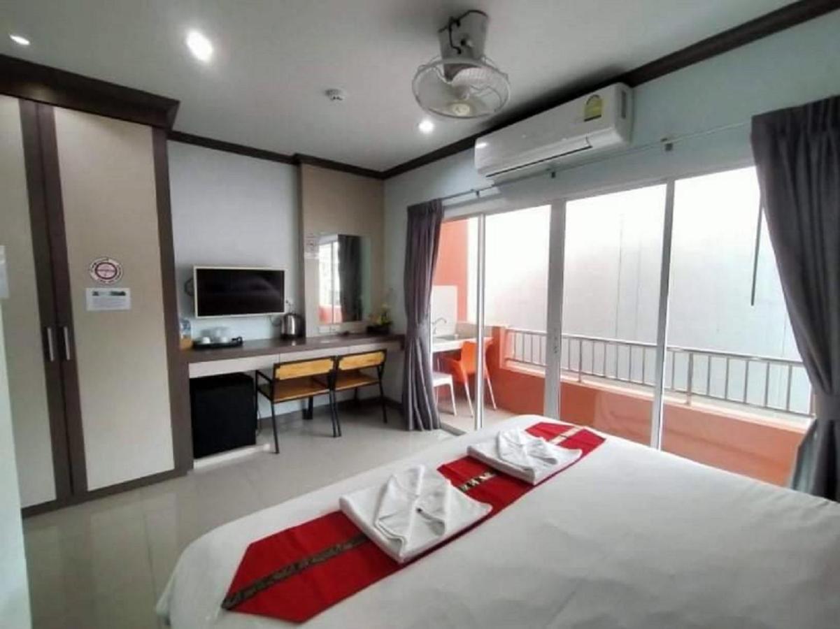 Phusita Hotel - Sha Certified Patong Eksteriør bilde