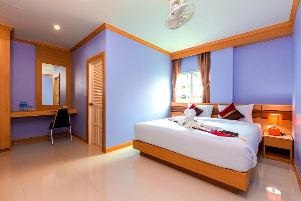 Phusita Hotel - Sha Certified Patong Rom bilde
